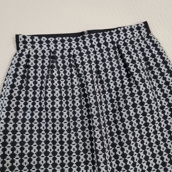 Reserved Black and White Pleated A-Line Skirt UK 14 = US 10 - Picture 6 of 15